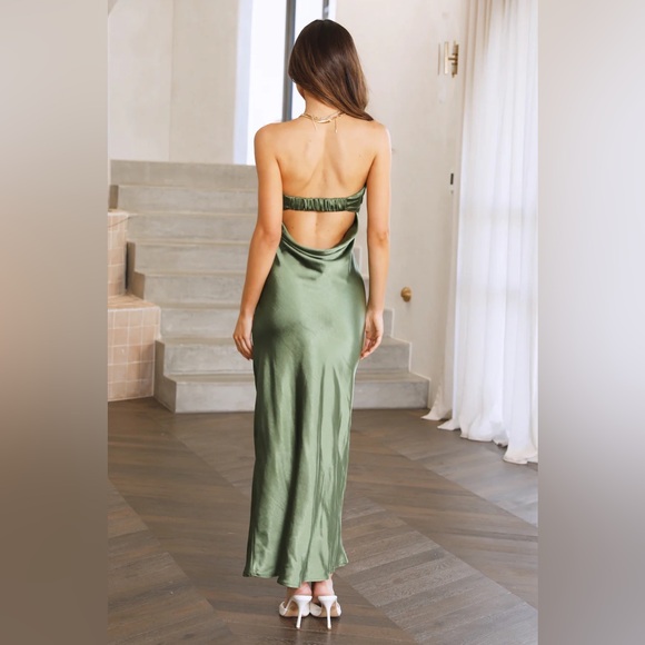 Hello Molly - Picture 2 of 2